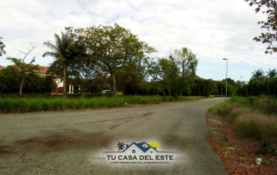 De Oportunidad Solar de 854 metros en Guavabery, Juan Dolio