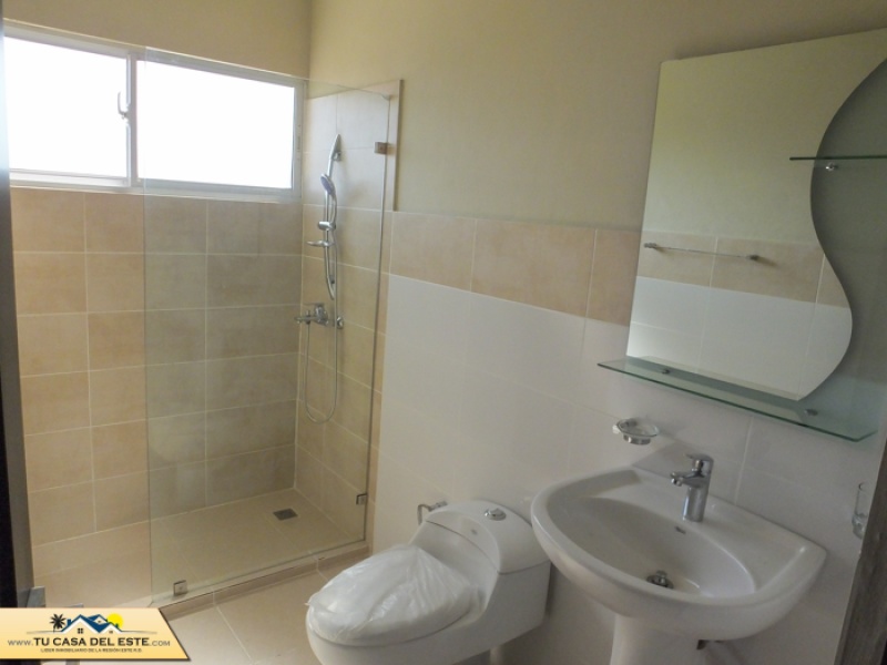 Espectacular Casa en Venta en Urbanización Las Orquideas, La Romana