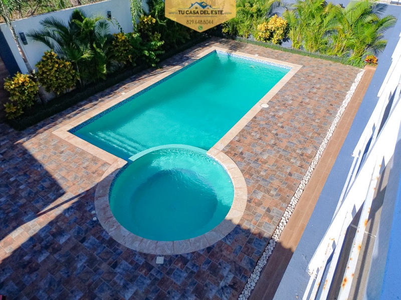 Villa Privada en Juan Dolio