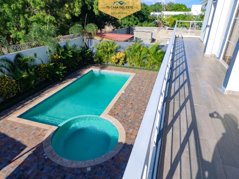 Villa Privada en Juan Dolio