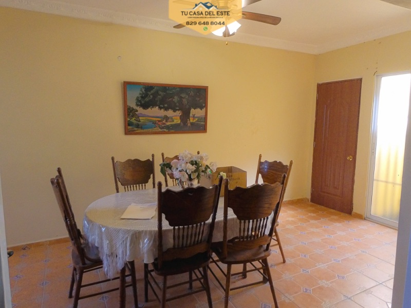 Amplia residencia en VENTA en el Residencial Villa España