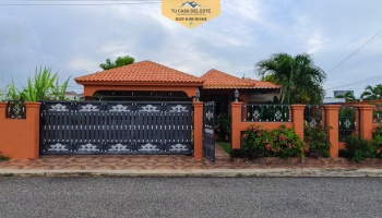 Hermosa Casa Con Gran Patio en Residencial Villa Marina Hermosa Casa Con Gran Patio en Residencial Villa Marina