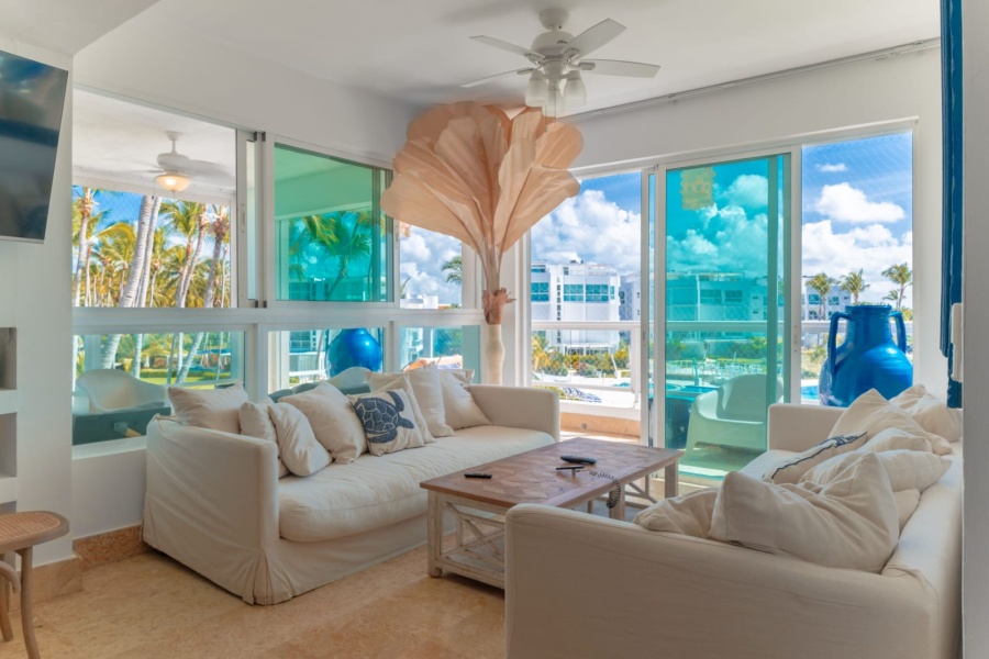 Apartamento Amueblado en Primera Linea de Playa en Playa Nueva Romana