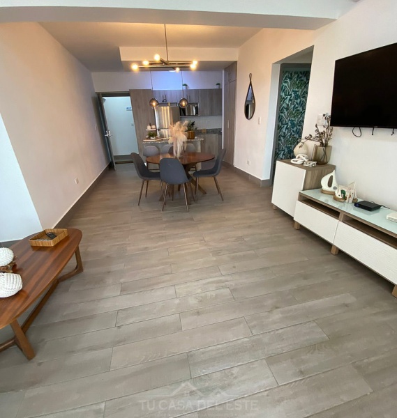Apartamento Amueblado conn Acceso a Campo de Golf en Metro Country Clu
