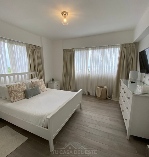 Apartamento Amueblado conn Acceso a Campo de Golf en Metro Country Clu