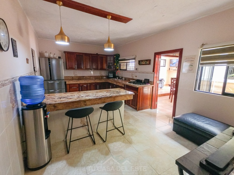 Amplia y Acogedora Casa en Venta en Barrio Los Maestros SPM