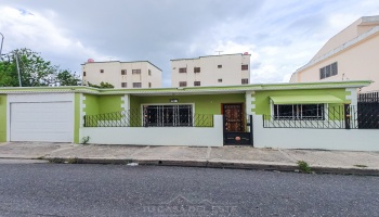 Amplia y Acogedora Casa en Venta en Barrio Los Maestros SPM,San Pedro de Macorís,3 Rooms,3 Bathrooms Amplia y Acogedora Casa en Venta en Barrio Los Maestros SPM,San Pedro de Macorís,3 Rooms,3 Bathrooms