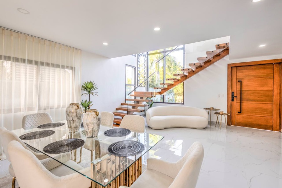 Hermosa Residencia en Playa Nueva Romana tipo Townhouse