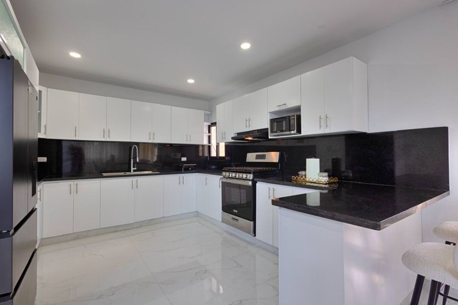 Hermosa Residencia en Playa Nueva Romana tipo Townhouse