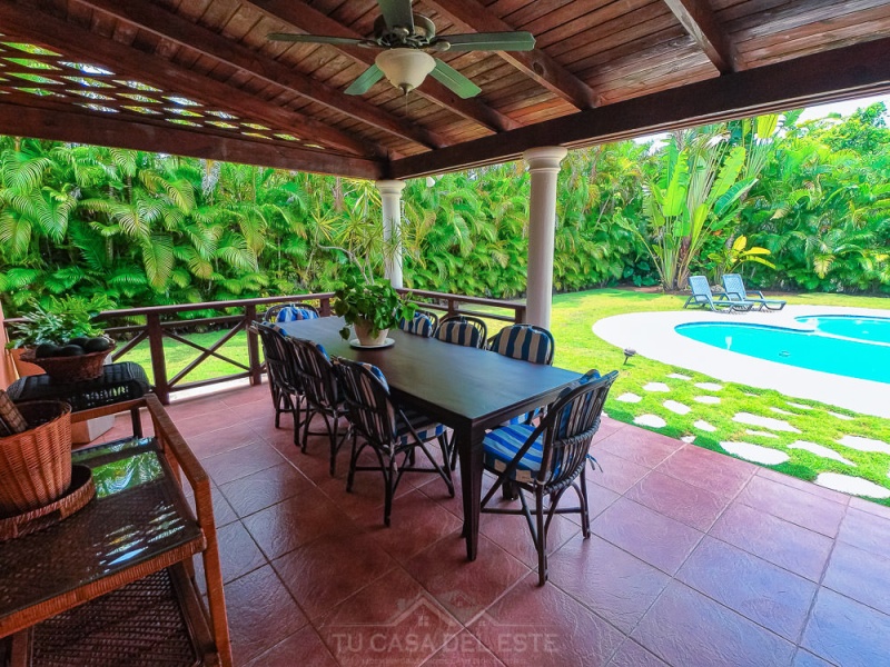 En venta Villa en Guavaberry Golf Juan Dolio