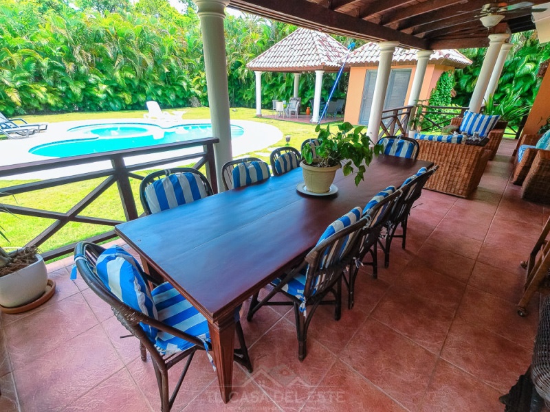 En venta Villa en Guavaberry Golf Juan Dolio