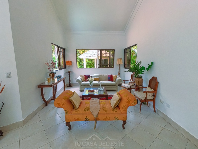 En venta Villa en Guavaberry Golf Juan Dolio