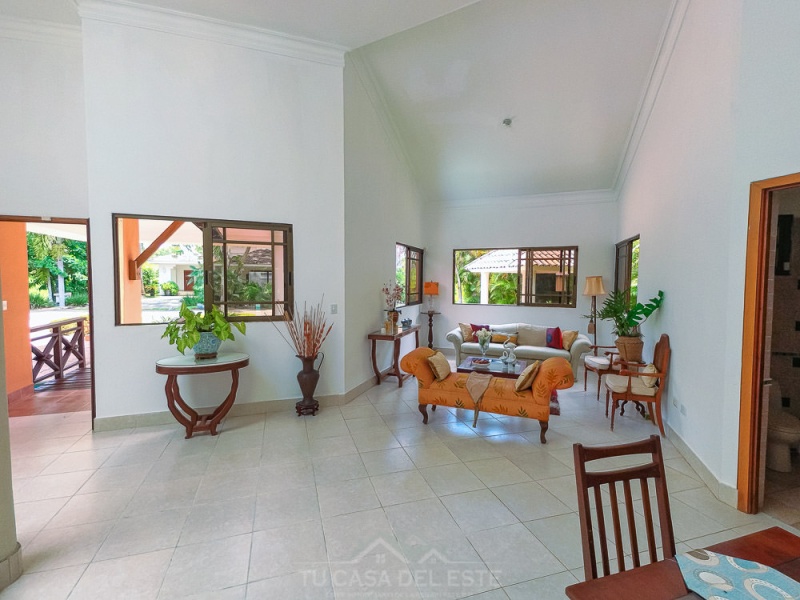 En venta Villa en Guavaberry Golf Juan Dolio