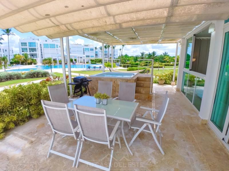 Apartamento Frente a la Playa en Playa Nueva Romana - Condominio La En