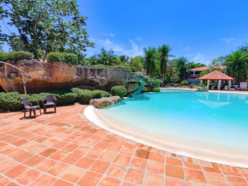 Apartamento de 3 Habitaciones en Brisas de Guavaberry Golf Juan Dolio