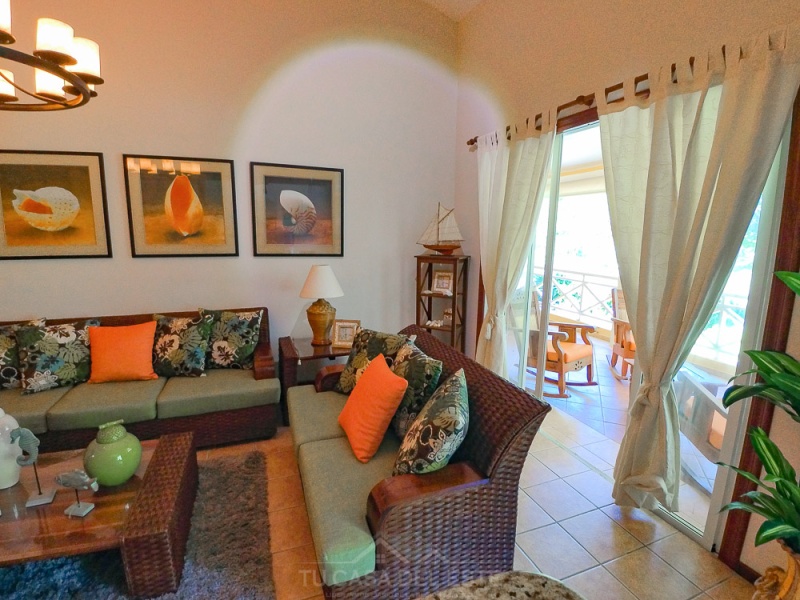 Apartamento de 3 Habitaciones en Brisas de Guavaberry Golf Juan Dolio