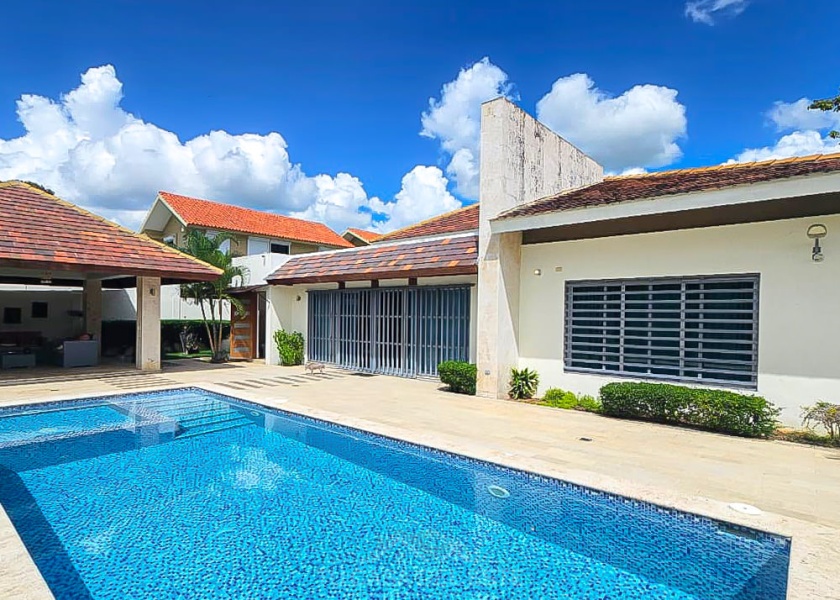 Hermosa Casa de 1 Nivel en Venta en Buena Vista Norte La Romana