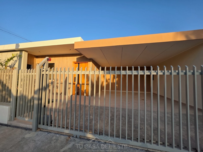 Casa de 3 habitaciones y Buen Patio en Naime 3