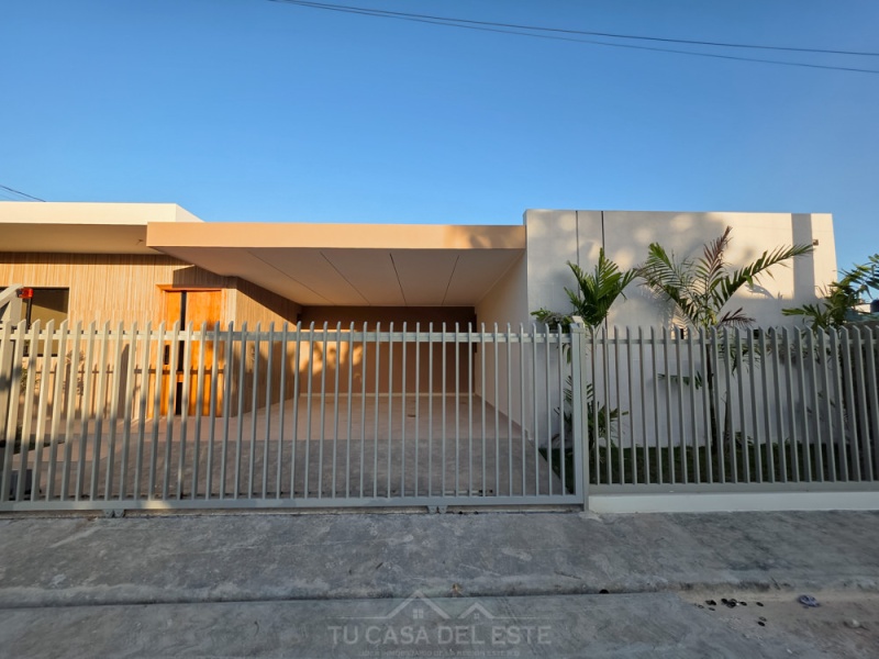 Casa de 3 habitaciones y Buen Patio en Naime 3