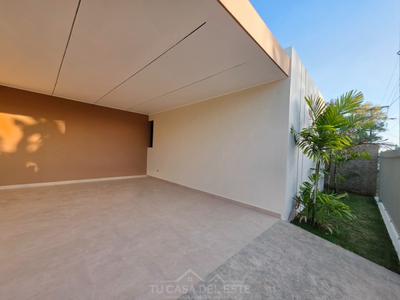 Casa de 3 habitaciones y Buen Patio en Naime 3