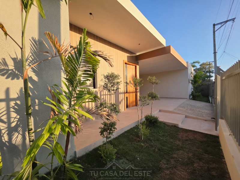 Casa de 3 habitaciones y Buen Patio en Naime 3