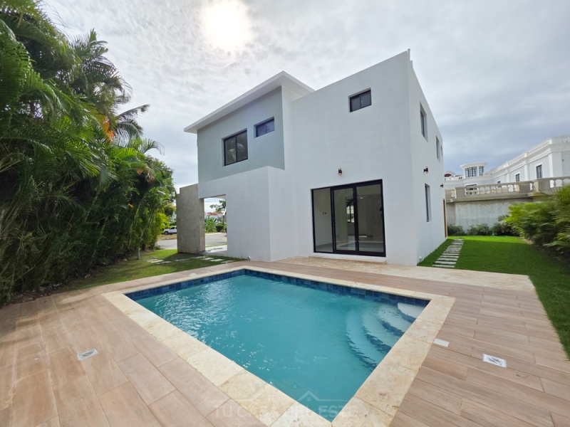 Moderna Villa en Venta en Metro Country Club,Juan Dolio,3 Rooms,3 Bathrooms,Villa,1