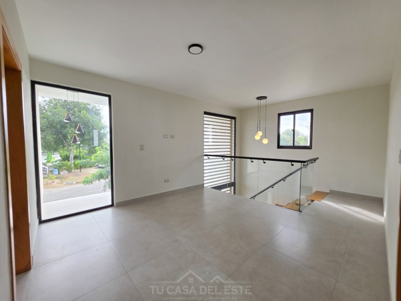 Moderna Villa en Venta en Metro Country Club,Juan Dolio,3 Rooms,3 Bathrooms,Villa,1