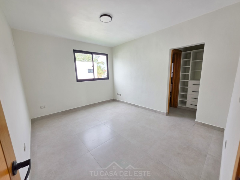 Moderna Villa en Venta en Metro Country Club,Juan Dolio,3 Rooms,3 Bathrooms,Villa,1