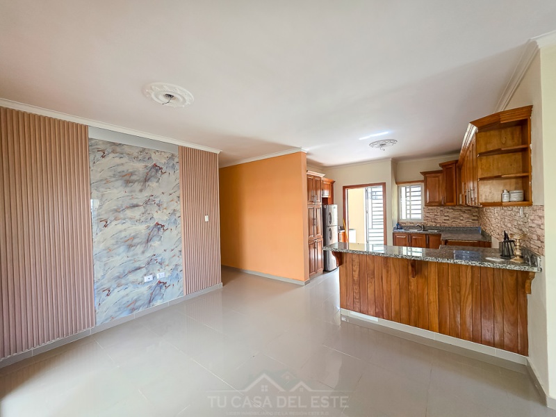 Casa con Amplios Espacios en Venta en Naime 3,San Pedro de Macorís,3 Rooms,2 Bathrooms