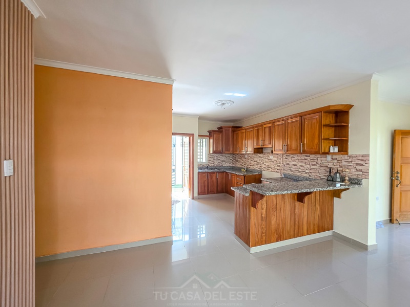 Casa con Amplios Espacios en Venta en Naime 3,San Pedro de Macorís,3 Rooms,2 Bathrooms