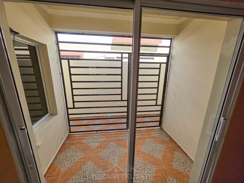 Casa con Amplios Espacios en Venta en Naime 3,San Pedro de Macorís,3 Rooms,2 Bathrooms