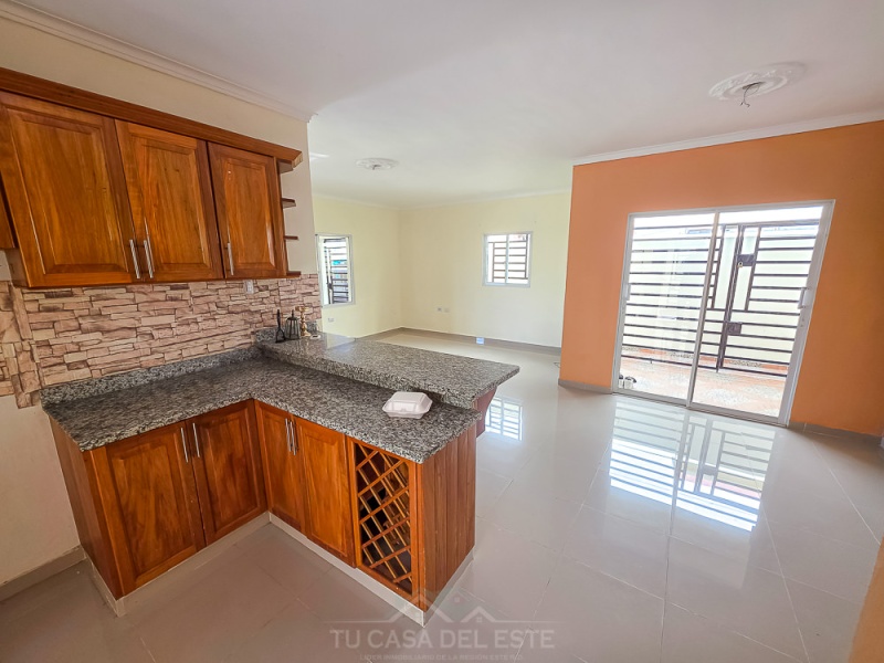 Casa con Amplios Espacios en Venta en Naime 3,San Pedro de Macorís,3 Rooms,2 Bathrooms