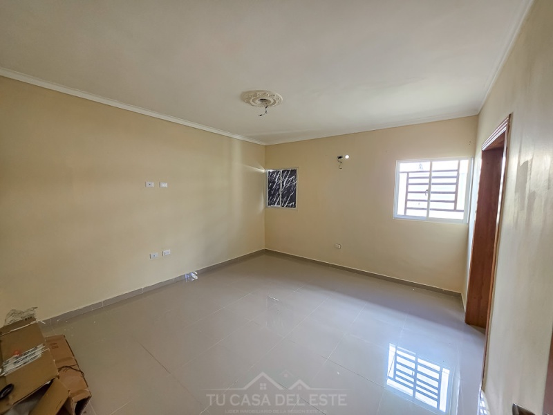 Casa con Amplios Espacios en Venta en Naime 3,San Pedro de Macorís,3 Rooms,2 Bathrooms