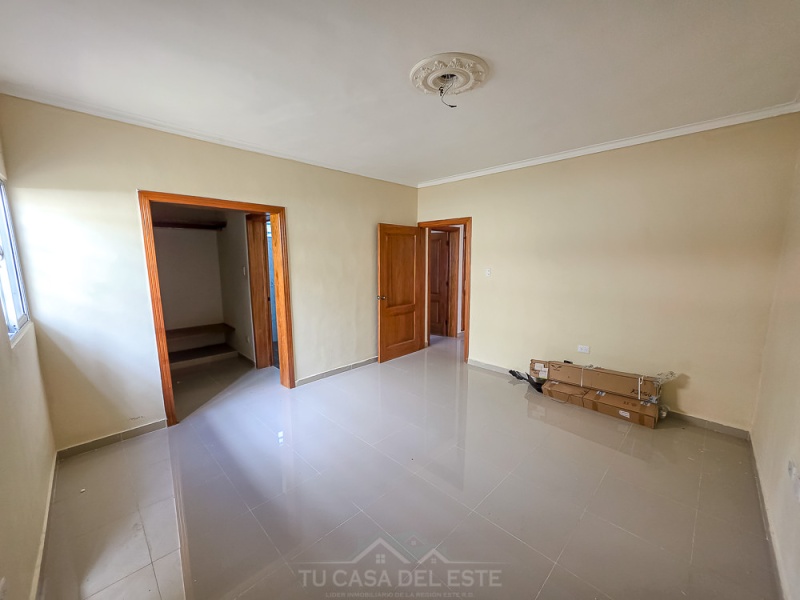 Casa con Amplios Espacios en Venta en Naime 3,San Pedro de Macorís,3 Rooms,2 Bathrooms