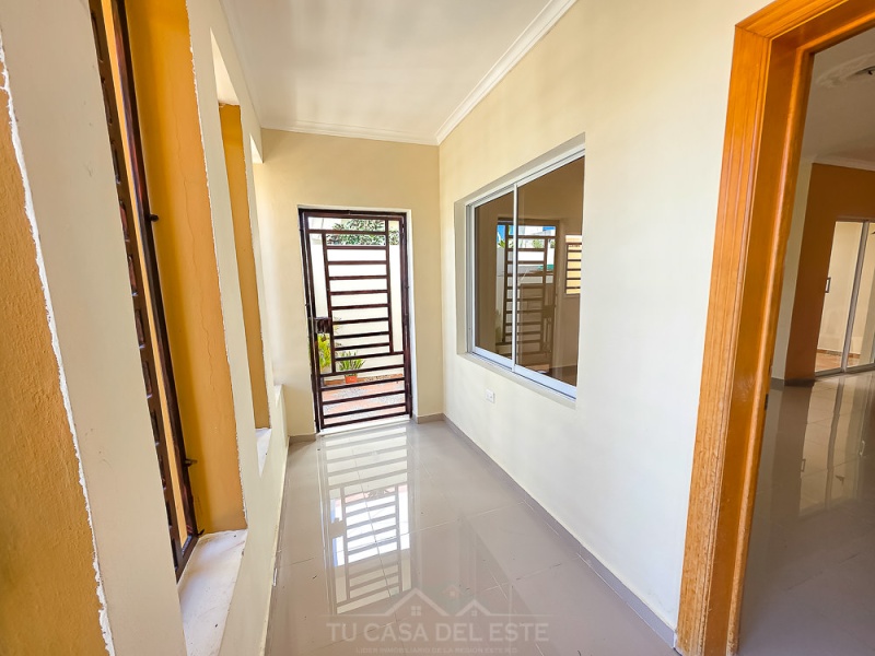 Casa con Amplios Espacios en Venta en Naime 3,San Pedro de Macorís,3 Rooms,2 Bathrooms