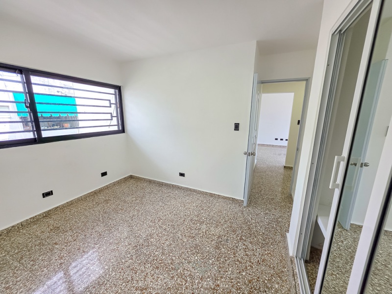 Apartamento en Zona Centrica de San Pedro en Venta ,2 Rooms,1 Bathroom