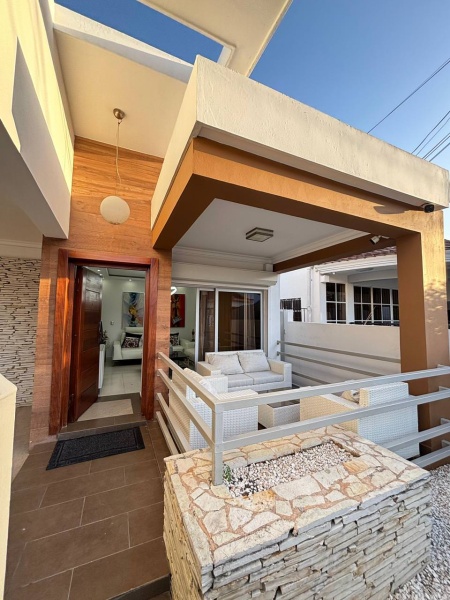 Casa en con Diseño Moderno y Eficiencia Energética en el Hazim,San Pedro de Macorís,3 Rooms,2 Bathrooms