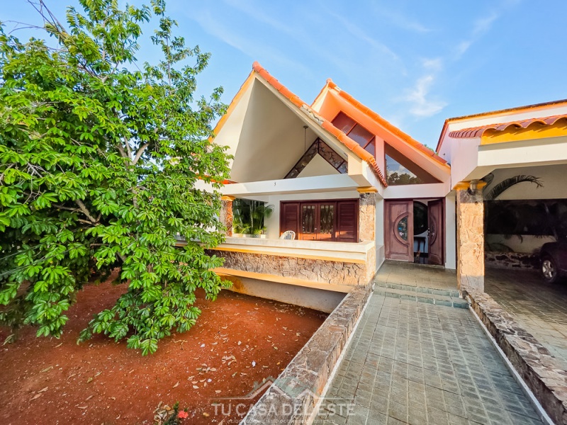 Espaciosa Casa En Buena Vista Norte en Venta,La Romana,4 Rooms,3 Bathrooms