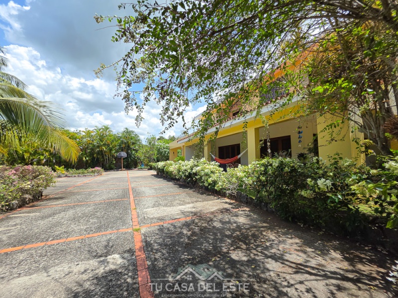 Villa Independiente en Juan Dolio en Venta,Juan Dolio,4 Rooms,5 Bathrooms