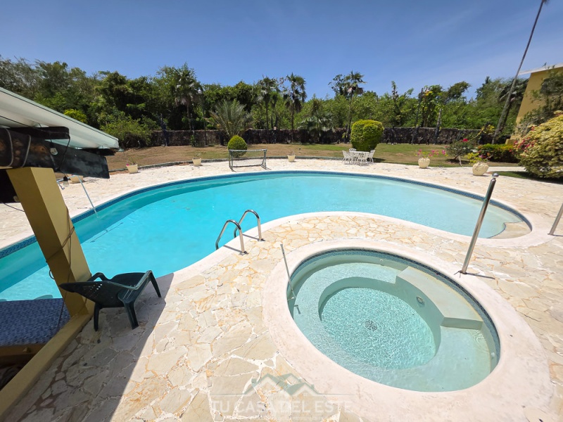 Villa Independiente en Juan Dolio en Venta,Juan Dolio,4 Rooms,5 Bathrooms