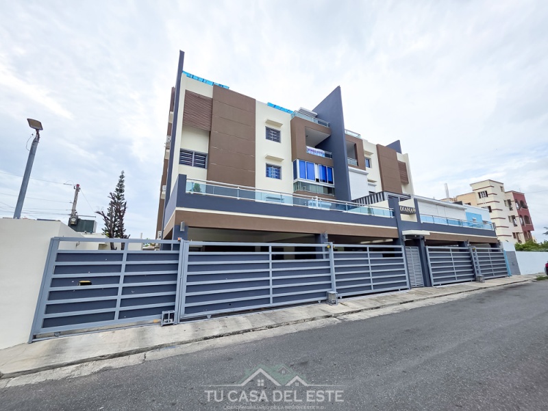 Espectacular Penthouse en Venta en el Hazim SPM,Playa Nueva Romana,3 Rooms,2.5 Bathrooms