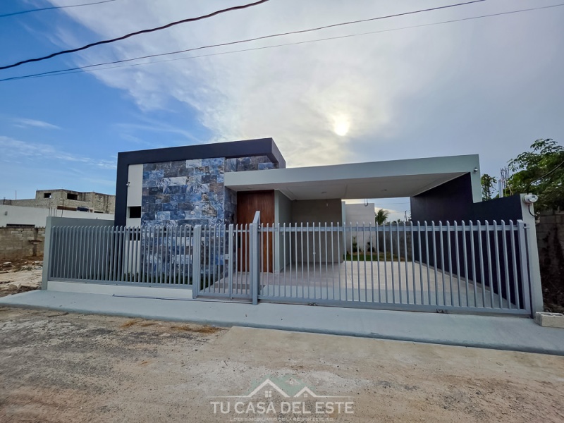 Casa de 3 Habitaciones en Venta en Naime 3,San Pedro de Macorís,3 Rooms,2 Bathrooms