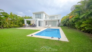 Espectacular Villa en Venta en Playa Nueva Romana,Playa Nueva Romana,3 Habitación,3 Baño