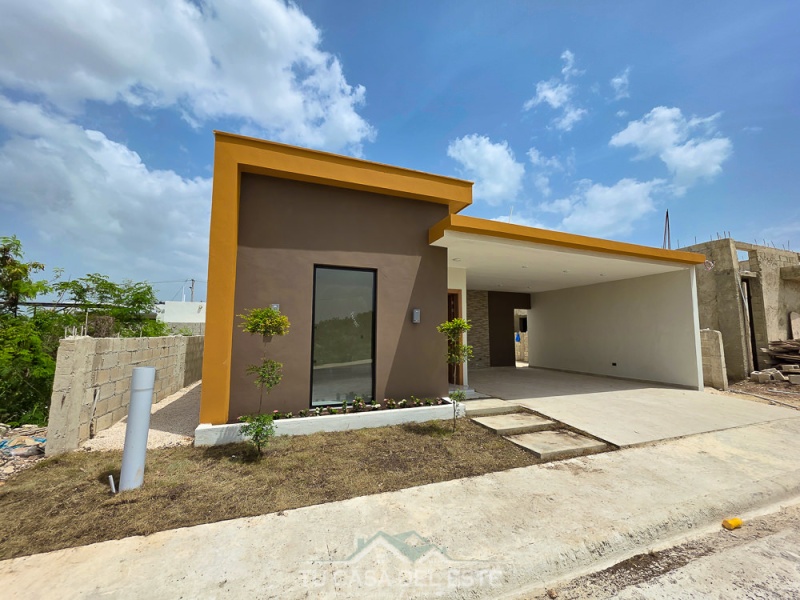 En Venta Casa con Piscina en West Garden San Pedro,San Pedro de Macorís,3 Habitación,2 Baño