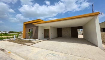 En Venta Casa con Piscina en West Garden San Pedro,San Pedro de Macorís,3 Habitación,2 Baño