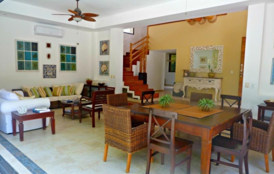 En Venta Villa de Oportunidad en Guavaberry Golf & Country Club