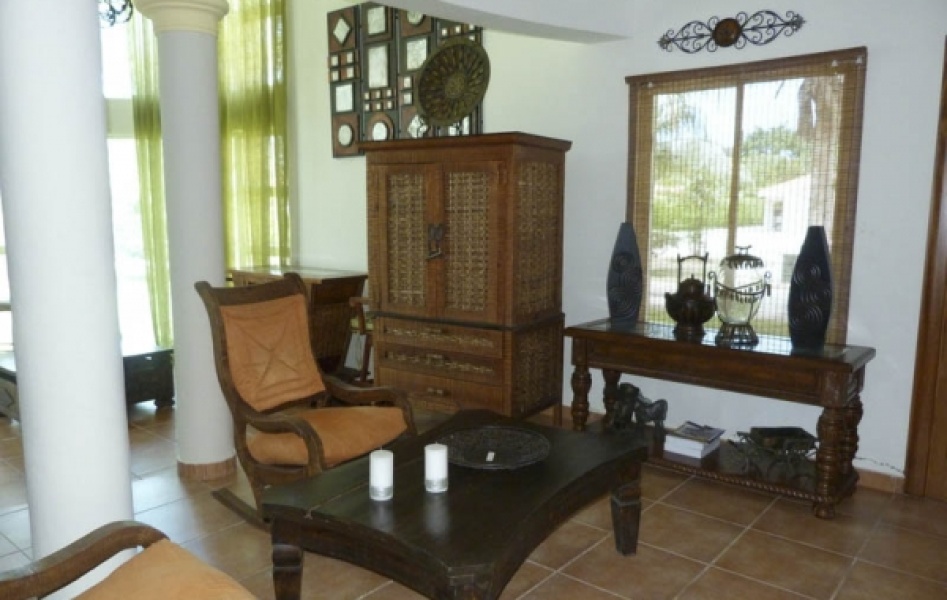 En Venta Villa en Metro Country Club