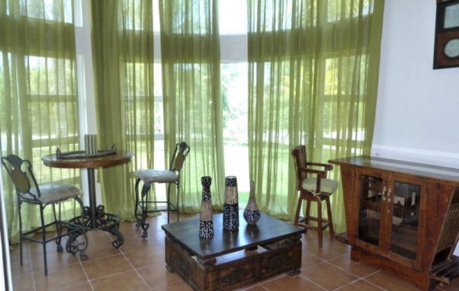 En Venta Villa en Metro Country Club