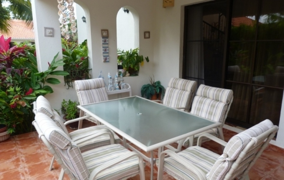 En Venta Villa en Metro Country Club