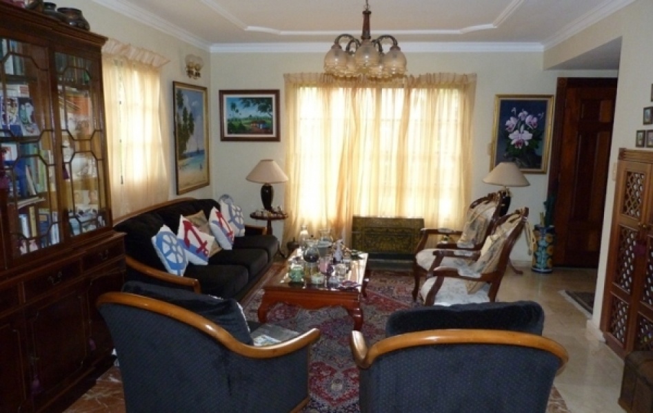 En Venta Villa en Metro Country Club